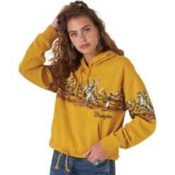 Wrangler Women's Western Graphic Cinched Hoodie
