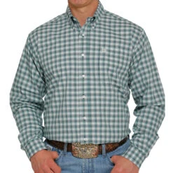 Cinch Men's Ombre Plaid Button-Down Western Shirt